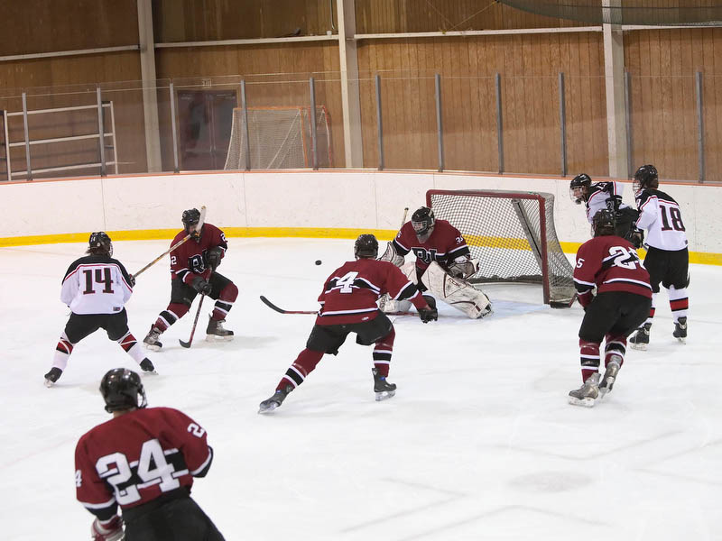 stg_07hockey_r-latin-away_106.jpg