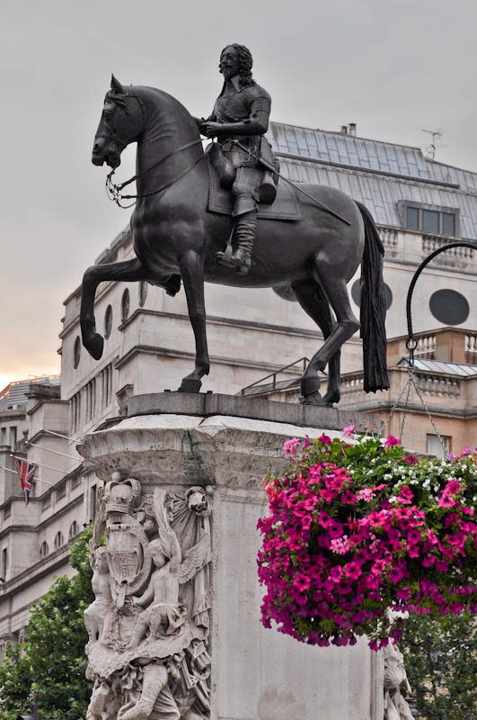 King Charles I statue