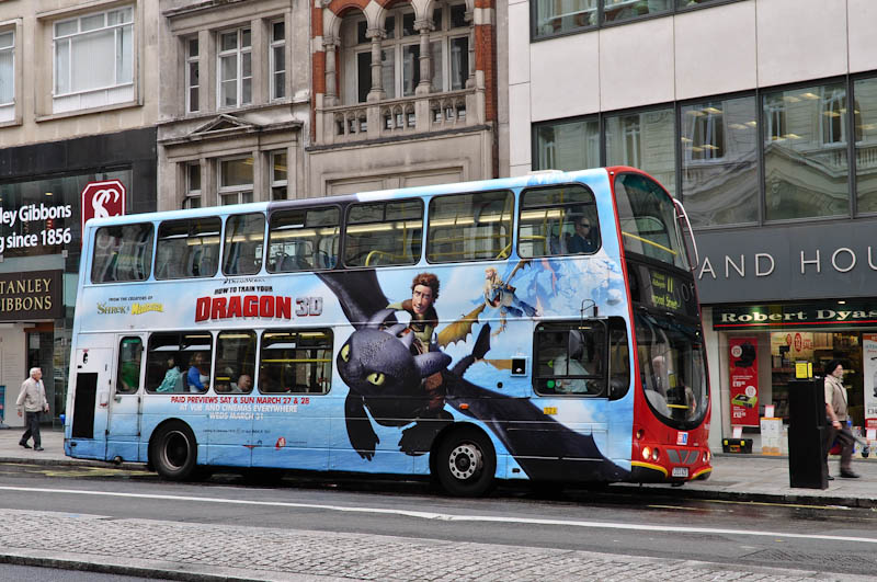 How to Train Your Dragon London Bus