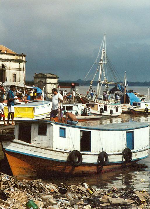 Beiradao waterfront  (Filthy)