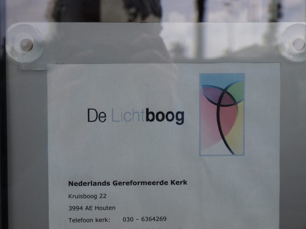 Houten, Ned geref kerk De Lichtboog 11, 2011.jpg