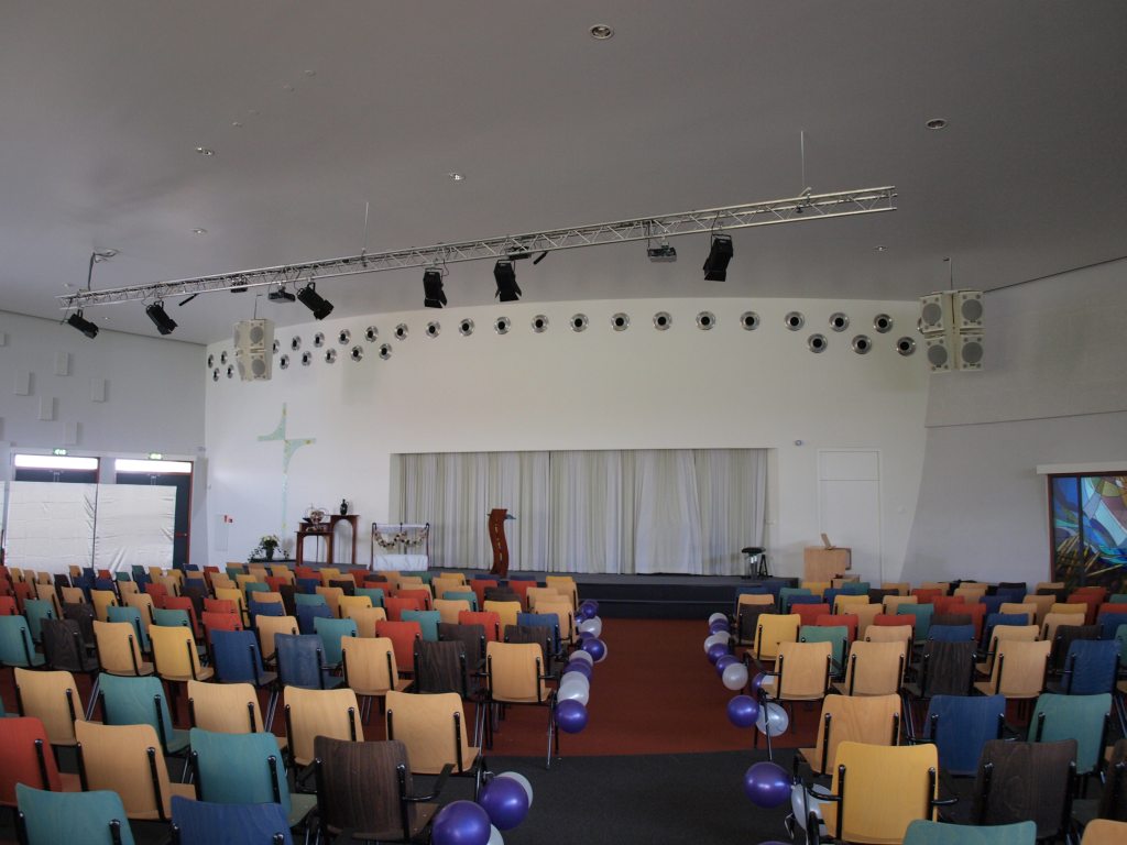 Houten, Ned geref kerk De Lichtboog 12, 2011.jpg