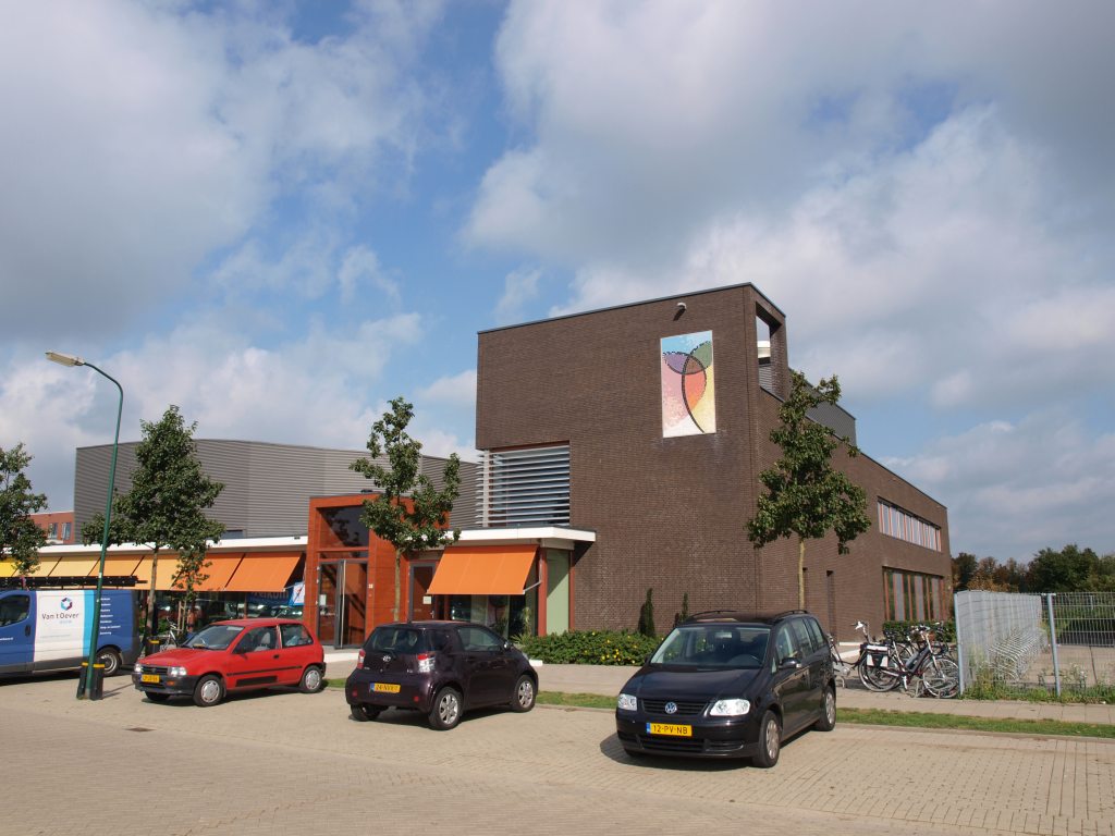 Houten, Ned geref kerk De Lichtboog 15, 2011.jpg