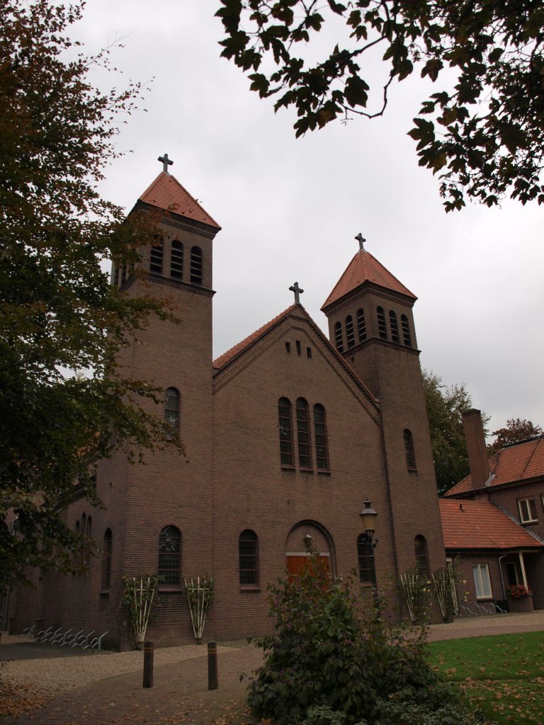 Nieuw-Wehl, RK kerk OLV vadb 13, 2011