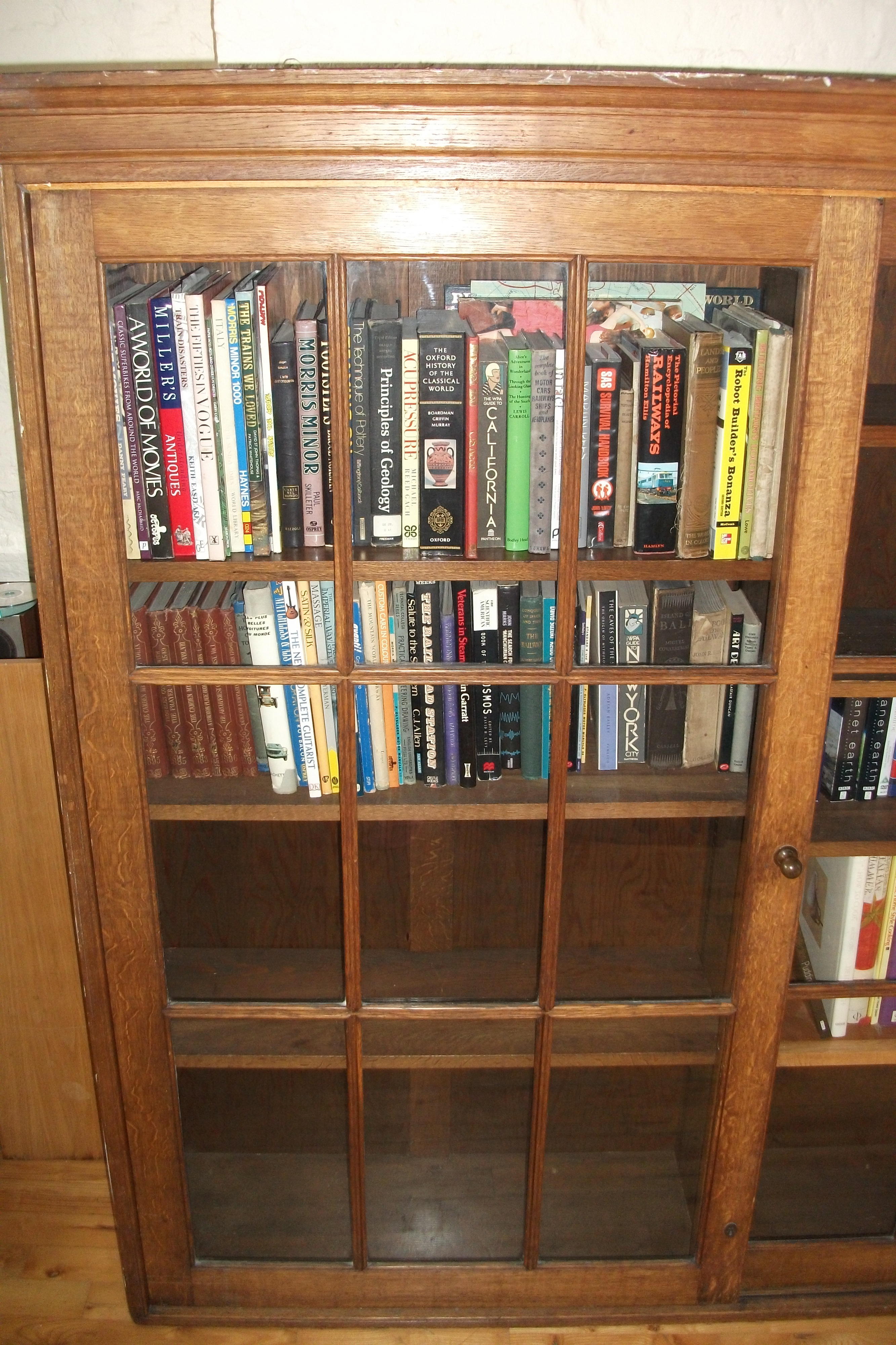 Large oak bookcase