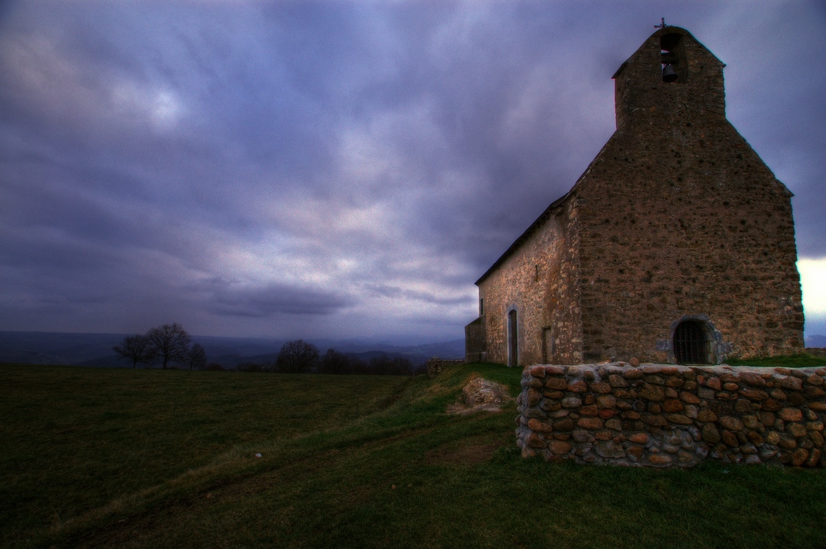 Vielle glise Hautes Pyrenes