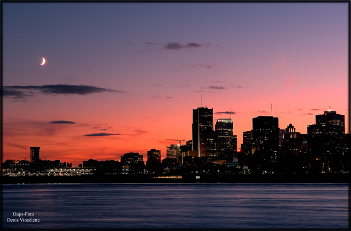 A Big Town, at night, becomes like a Christmas Tree ..   but without gifts under it !