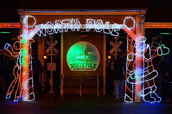 North Pole Express_7023.jpg