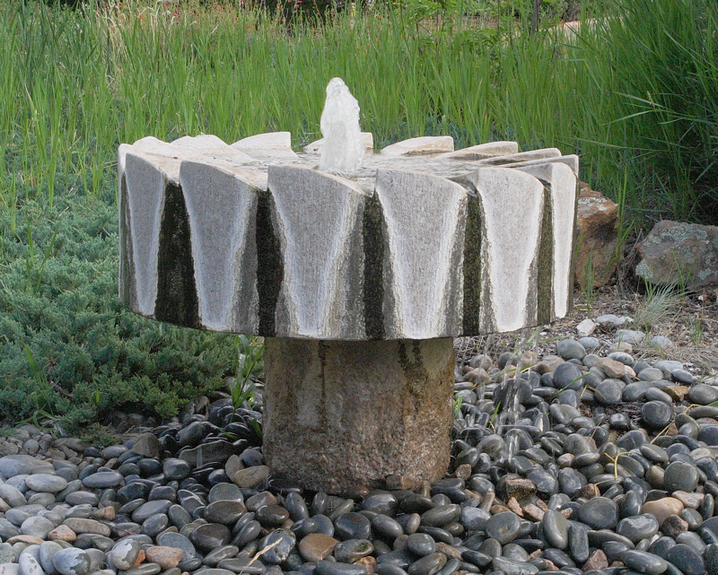 Water Fountain (2645)