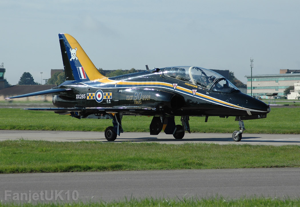 BAe Hawk T1  XX285  No.100 Sqdn.