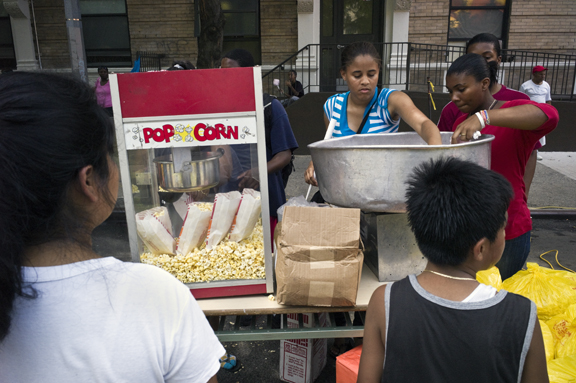 Popcorn, Street Fair