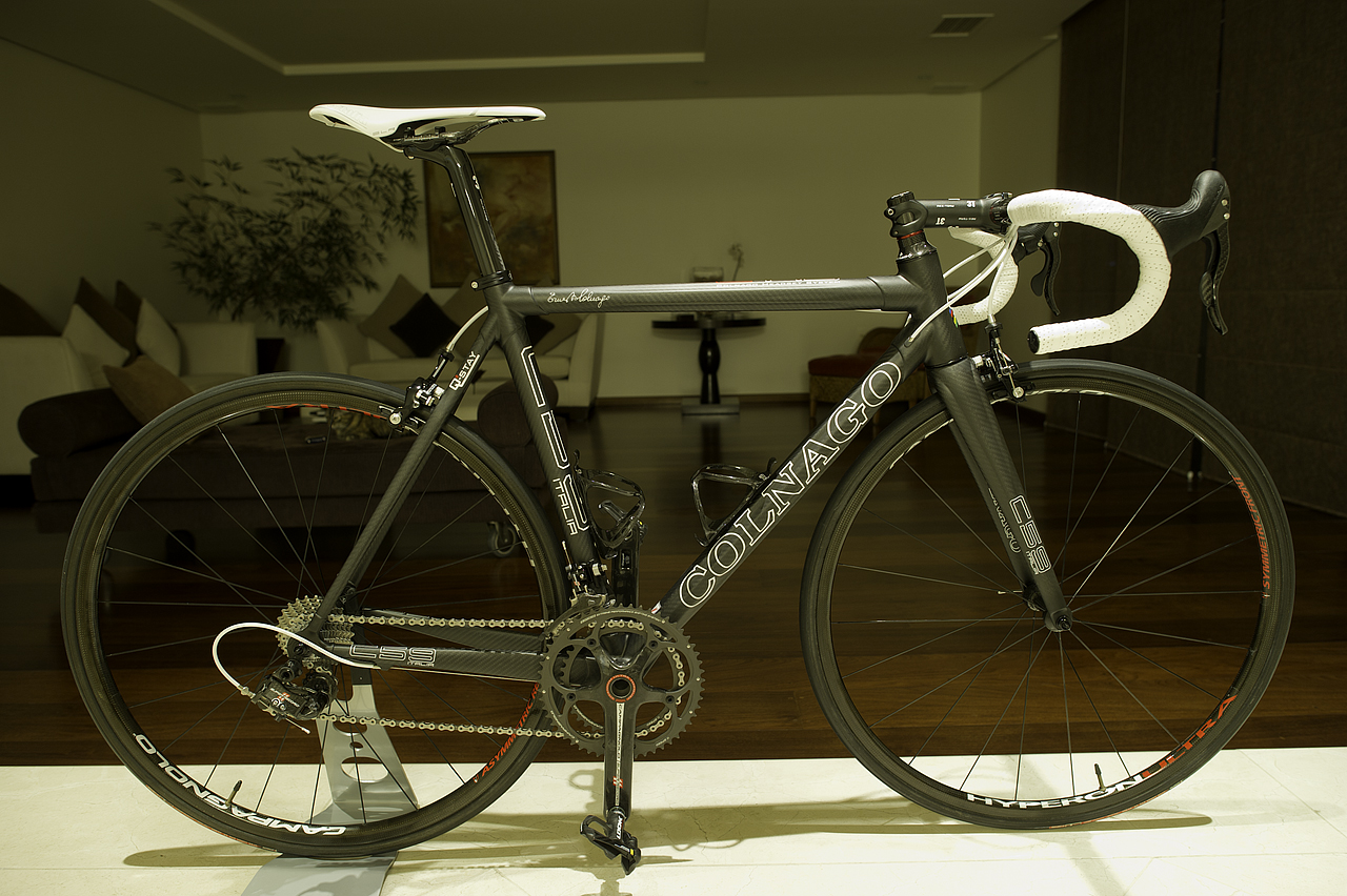 ColnagoProfile.jpg