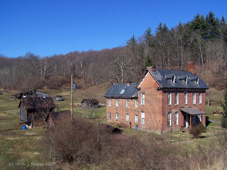 An Old West Virginia Homestead (USA).