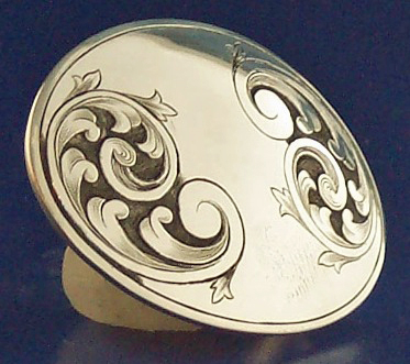 Small Oval Twin Scroll Buckle No. 9
