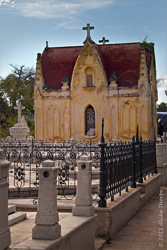 Colon Cemetery mausoleum