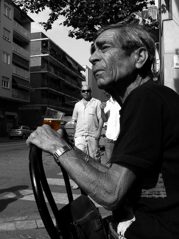tomando una caita