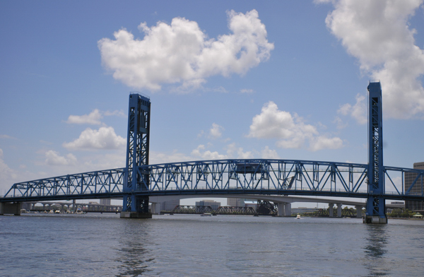 Bridge_Over_St_Johns_River.jpg