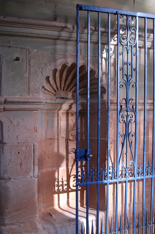 Gate housed
