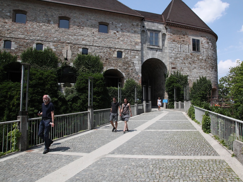 we decide to walk down from the castle...