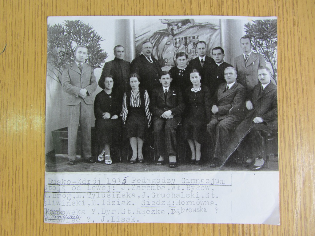 Bronia HORN, seated far left (1935)