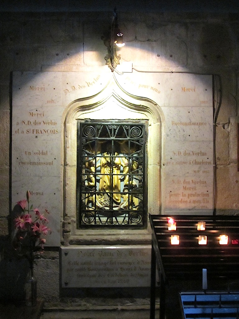 this chapel gathered prayers of families for their sons sent to fight in the Great War