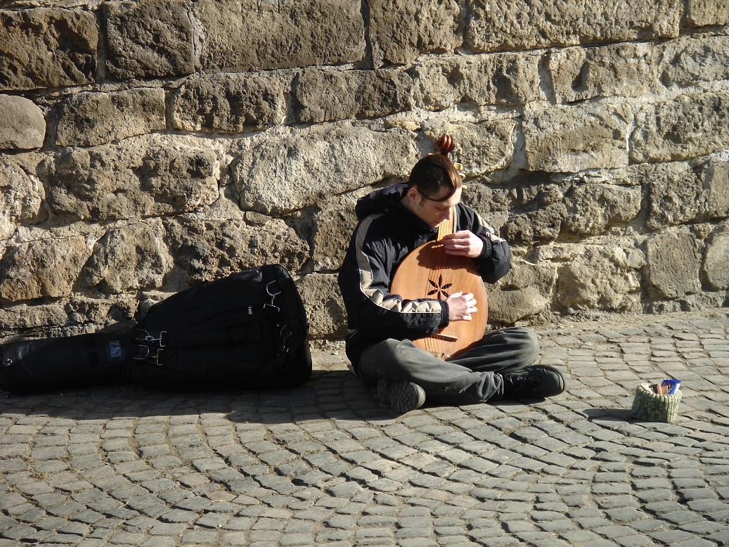 busking Ukrainian folk songs