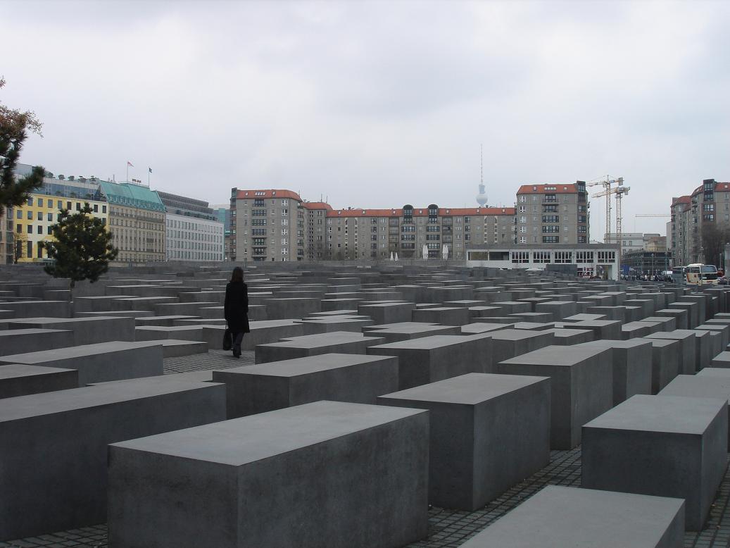 the Holocaust Denkmal (Memorial)