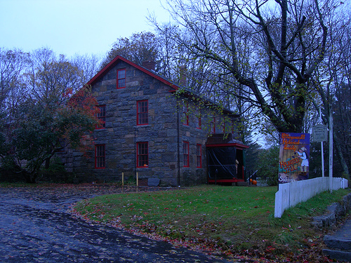 291665290_1af3c85453.jpg