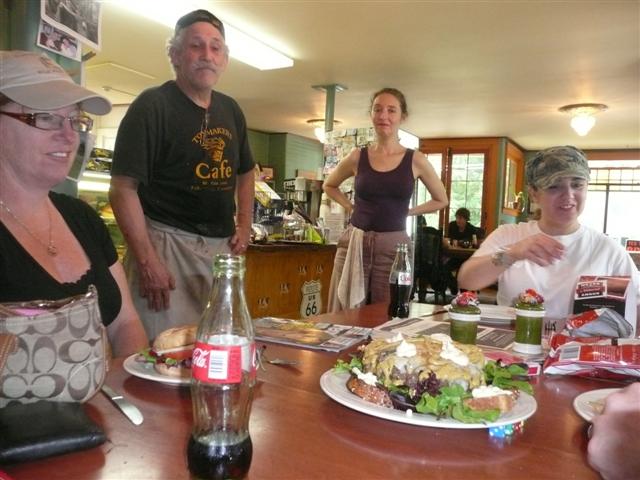 P1050887 (Small).JPG