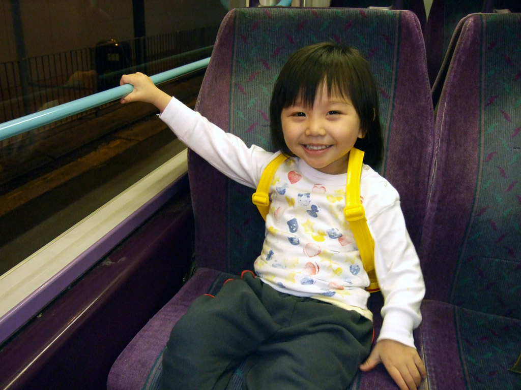 Riding on bus (20-4-2007)