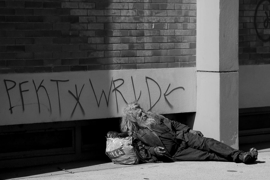 perfW_bw.jpg