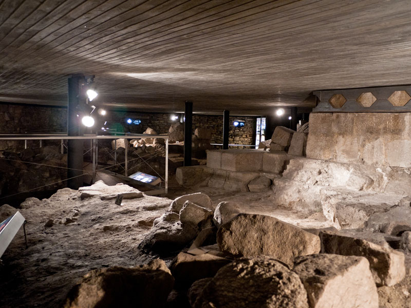 Muros romanos de la antigua Torre