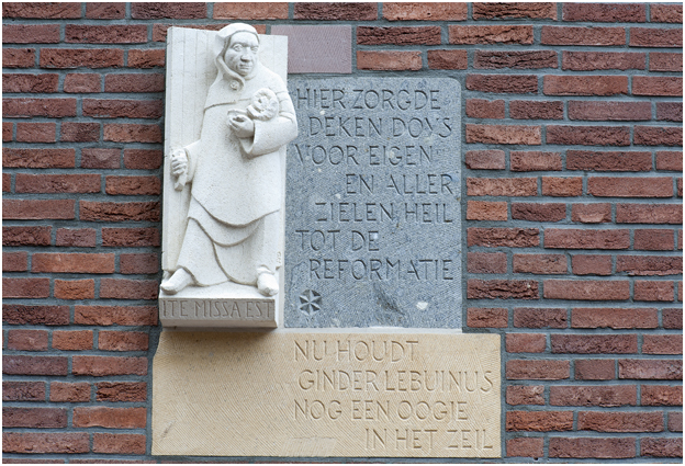 Gevelsteen van de Grote Kerk