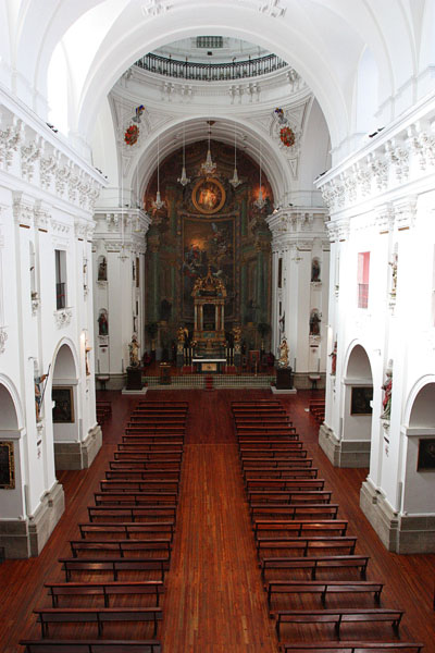 Inside Iglesia de Los Jesuitas