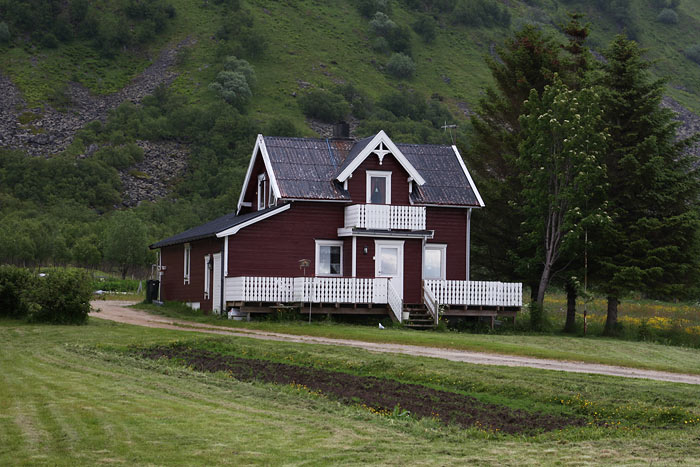 Wooden House in Norway71.jpg