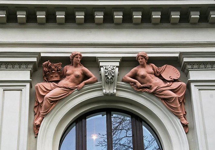 Beauty in Stone  - Sculptures in Vienna