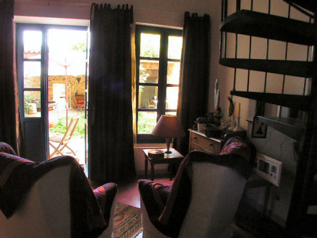 studio to courtyard
