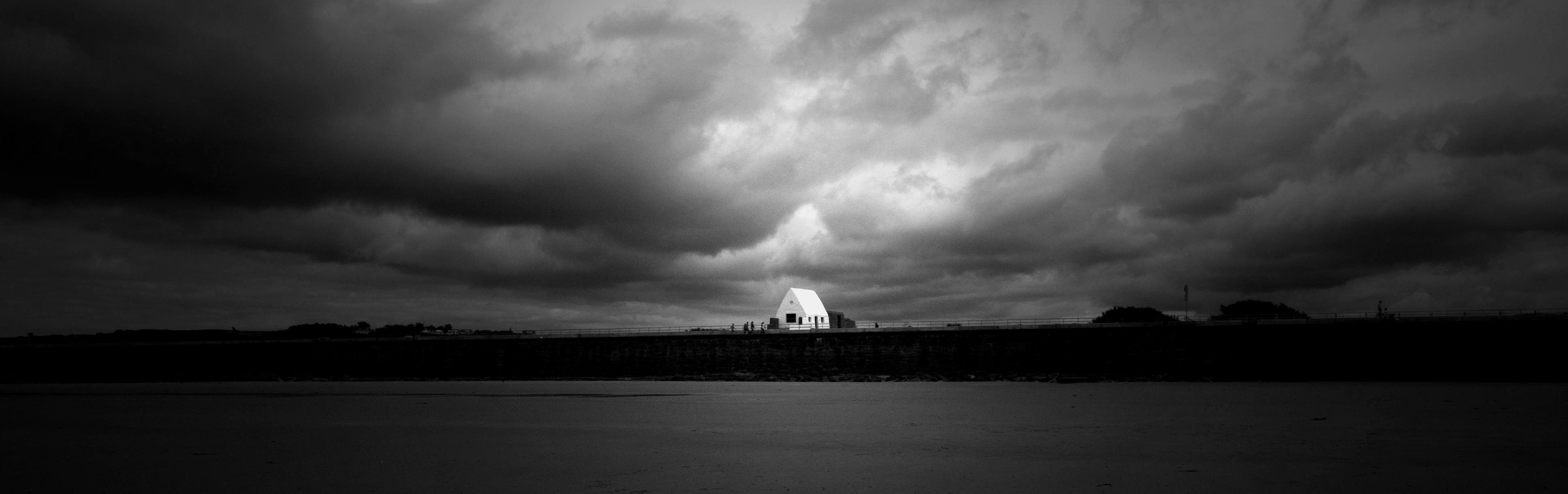 White House in B&W