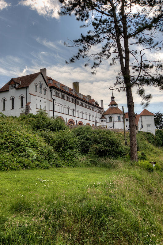 Caldey Is abbey