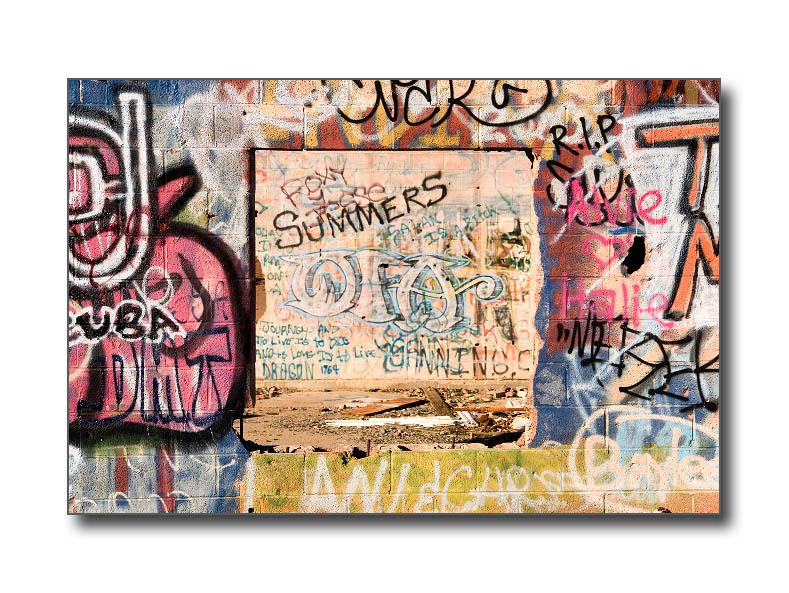 <b>Graffiti Window</b><br><font size=2>Cadiz Summit, CA