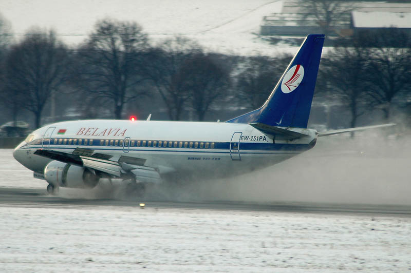 Belavia Boeing 737-5Q8
