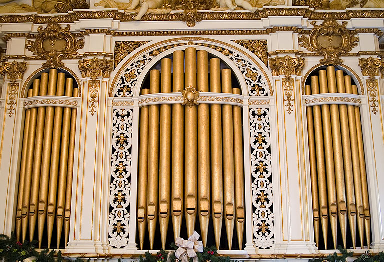 organ in the music room