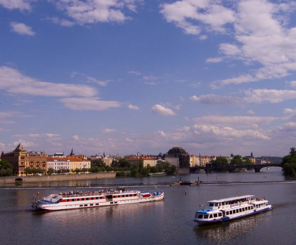 pbase Charles bridge on June 19 R1010264.jpg