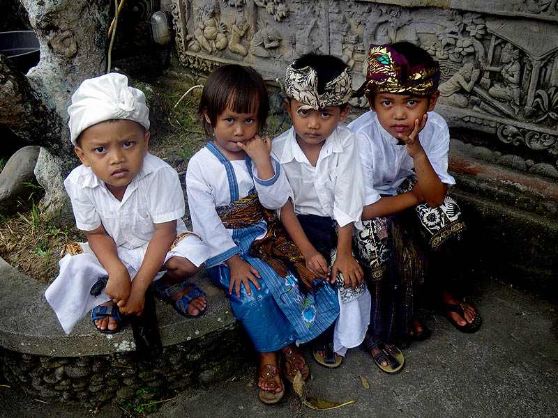 Children at the temple