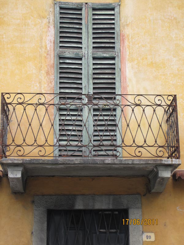 Tremezzo, window