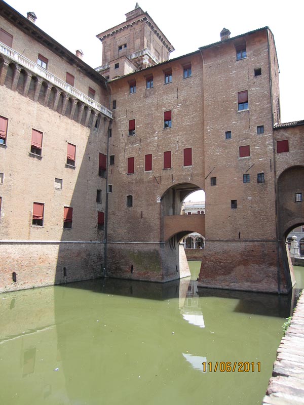 Ferrara,  Castello Estense moat