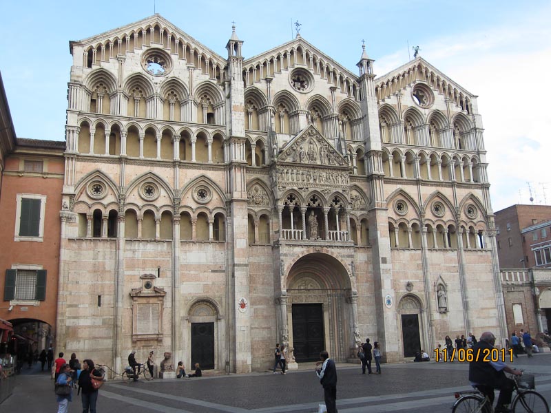 Ferrara,  12th C  Duomo in Piazza Cattedrale
