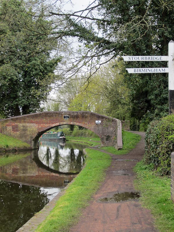 A Canal Walk in the Black Country