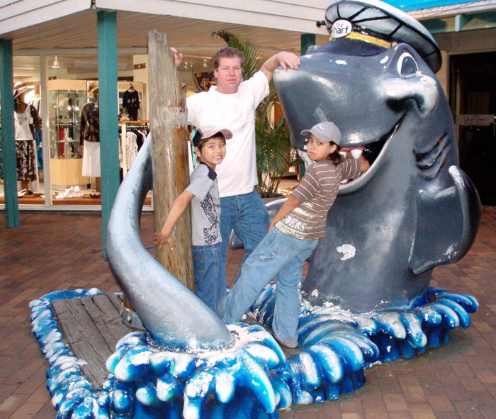 The Wharf and a friendly shark, Mooloolaba, 2007