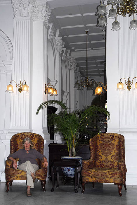 Main foyer, Raffles, 2008